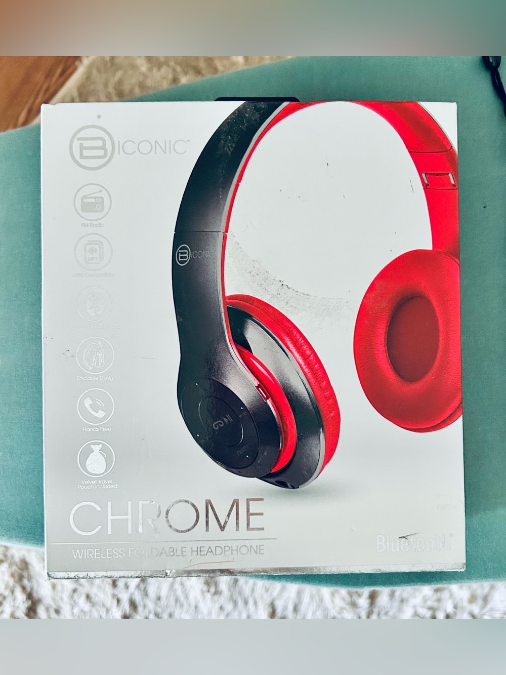 Chrome Wireless Foldable Headphones - Red/Black